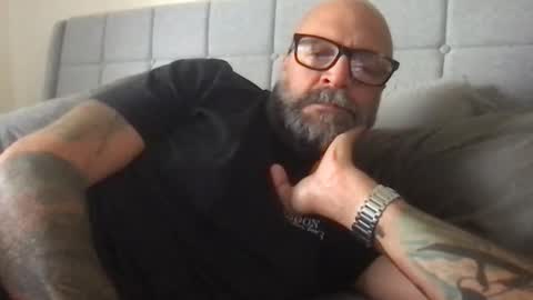 Snapshot of pleasesitonmycock chatting on 3, 4, 2026 PleaseSitOnMyCock online show from 3, 4, 2026