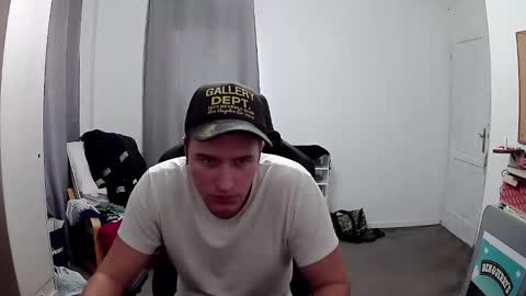 Snapshot of plkrisztian chatting on 8, 10, 2025 plkrisztian online show from 8, 10, 2025