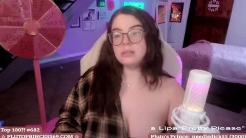 Snapshot of plutoprincess69 chatting on 22, 2, 2025 Pluto Princess online show from 22, 2, 2025