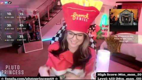 Snapshot of plutoprincess69 chatting on 5, 10, 2025 Pluto Princess online show from 5, 10, 2025