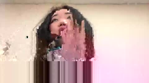 Snapshot of pocahontas654 chatting on 17, 12, 2025 Erica online show from 17, 12, 2025