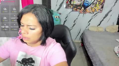 Snapshot of pocahontas_98113116 chatting on 7, 5, 2026 lesly pagina azul pocahontas982 online show from 7, 5, 2026