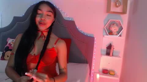 Snapshot of pocahontas_moon chatting on 5, 3, 2026 Pocahontas online show from 5, 3, 2026