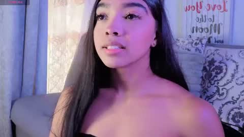 Snapshot of pocahontas_moon chatting on 25, 6, 2026 Pocahontas online show from 25, 6, 2026