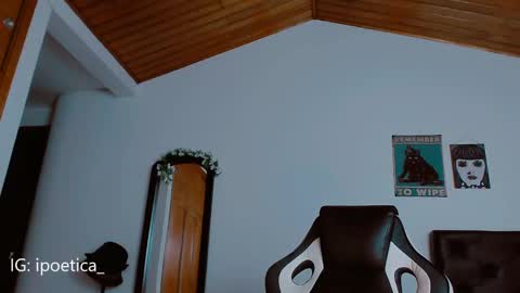 IG ipoetica  online show from 27, 12, 2024