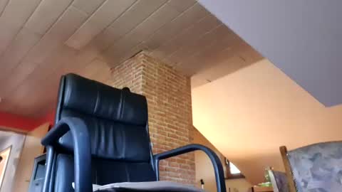 Snapshot of pointman72 chatting on 14, 7, 2026 pointman72 online show from 14, 7, 2026