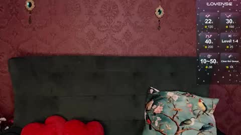 Poison Eva  online show from 25, 11, 2025