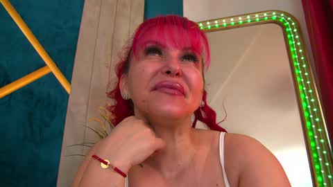 poison_milf_ online show from 10, 5, 2026