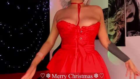 Willow                      Hours 12pm to 630pm Colombian time FRIDAY AND SUNDAY FREE DAYS online show from 24, 12, 2024
