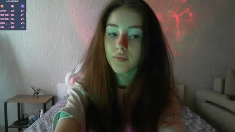 Snapshot of poisonddss chatting on 27, 9, 2025 Lina 3 online show from 27, 9, 2025