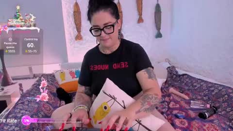 poisson_ivy_ online show from 21, 12, 2024