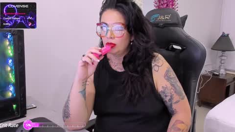 poisson_ivy_ online show from 7, 2, 2025