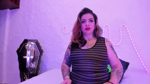 poisson_ivy_ online show from 1, 10, 2025