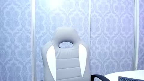 PAOLA or pola online show from 15, 10, 2025