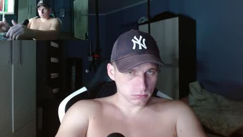 Poliglot online show from 15, 10, 2025