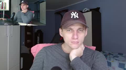 Poliglot online show from 5, 11, 2025