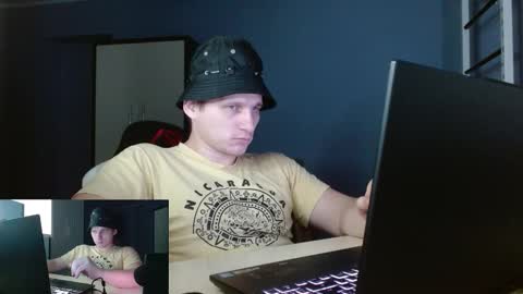 Poliglotjoe2 online show from 11, 2, 2026