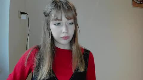 Snapshot of polihoney chatting on 19, 4, 2026 Polina online show from 19, 4, 2026
