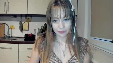 Snapshot of polihoney chatting on 6, 6, 2026 Polina online show from 6, 6, 2026