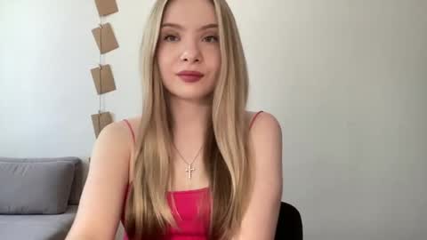 polishangel222 online show from 17, 7, 2026