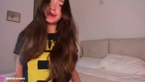 Snapshot of polly_____ chatting on 18, 9, 2025 Polly online show from 18, 9, 2025