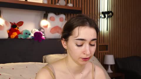 Polly online show from 7, 3, 2026