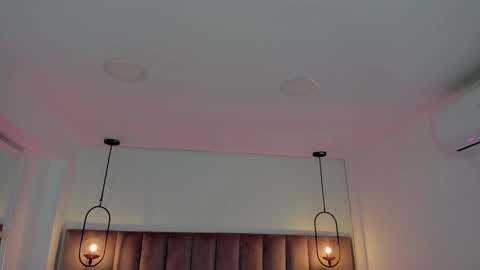 POLLY online show from 9, 1, 2026