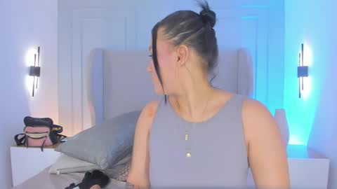 POLLY online show from 13, 5, 2026