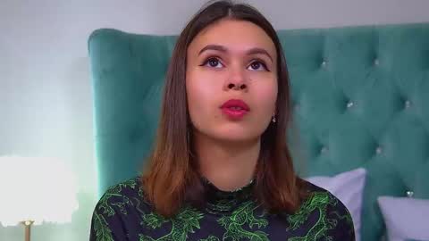 Polly online show from 21, 9, 2025