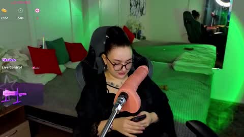 pollyshmidt online show from 18, 2, 2025