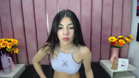 Snapshot of poly_sasha_ chatting on 21, 2, 2025 poly sasha online show from 21, 2, 2025