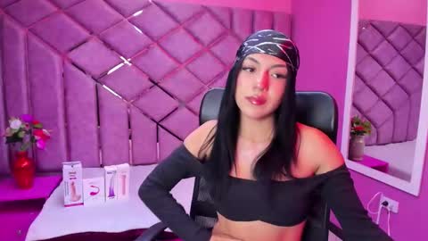 Snapshot of poly_sasha_ chatting on 21, 9, 2025 poly sasha online show from 21, 9, 2025