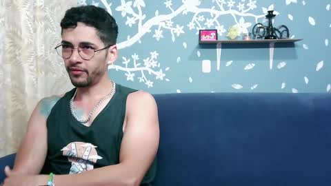 Snapshot of ponzothc chatting on 23, 11, 2025 ponzothc online show from 23, 11, 2025