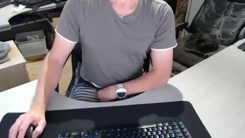 Dave online show from 13, 10, 2025