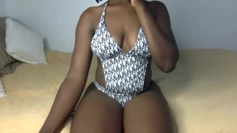 Snapshot of pookietalie23 chatting on 14, 7, 2026 pookie online show from 14, 7, 2026