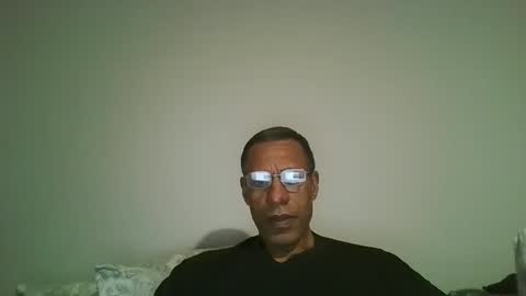 poolguy2496 online show from 6, 1, 2026