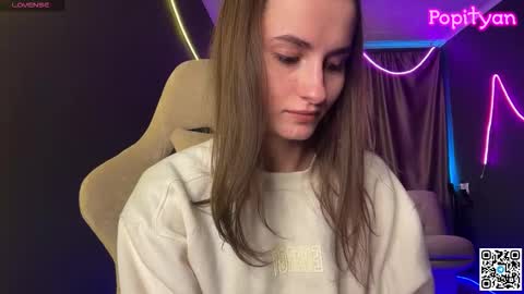 Snapshot of popityan chatting on 4, 10, 2025 Louise see you on December 1 at 2200 UTC3 online show from 4, 10, 2025