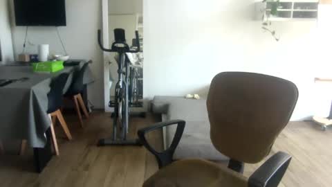 popopo0 online show from 19, 10, 2025