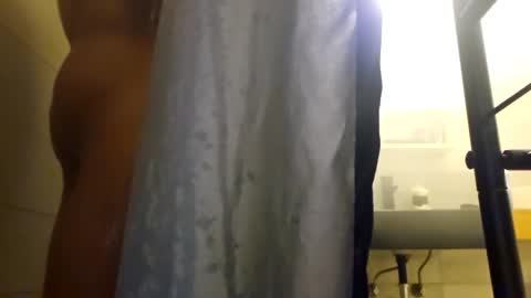 Fun hood couple online show from 28, 10, 2025