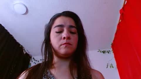 Snapshot of porcelainlux chatting on 28, 9, 2025 porcelainlux online show from 28, 9, 2025