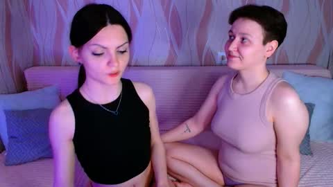 Snapshot of pornostendup chatting on 3, 6, 2026 Ana and Tati online show from 3, 6, 2026