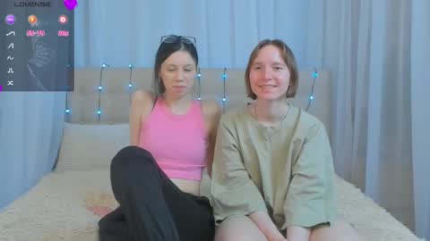  HERES SILVIA AND OlIVIA  WELCOME EVERYONE LOVENSE DOMI REACT TO YOUR TIPS LETS MAKE A GREAT SHOW TOGETHER  online show from 24, 2, 2025