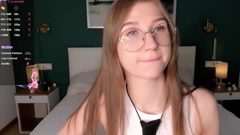 Snapshot of portia_bubbles chatting on 27, 2, 2026 Elizabeth online show from 27, 2, 2026