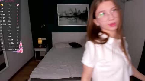 Snapshot of portia_bubbles chatting on 4, 3, 2026 Elizabeth online show from 4, 3, 2026