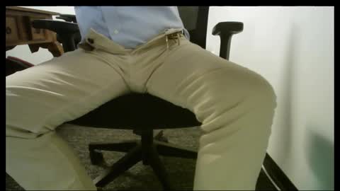 Snapshot of poundtownusa2016 chatting on 20, 10, 2025 ConchilDog online show from 20, 10, 2025