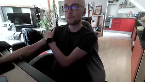 Snapshot of poutoublou002 chatting on 22, 3, 2026 Blou online show from 22, 3, 2026