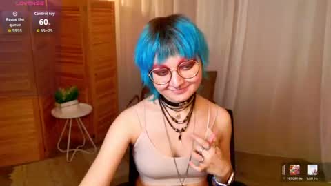 Snapshot of powderofgun chatting on 17, 6, 2026 powderofgun online show from 17, 6, 2026