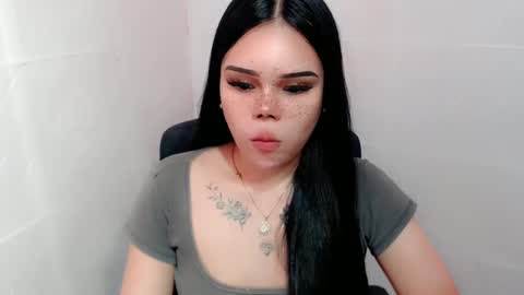 MAXXINE online show from 12, 12, 2024