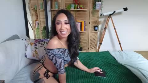 Snapshot of preeminentjess chatting on 27, 12, 2024 PreeminentJess online show from 27, 12, 2024