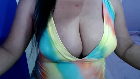 Snapshot of pregnantsinglesugar chatting on 4, 12, 2024 WELCOME IM SINGLE PREGNANT REALLY HARD TO BE A SINGLE WITH TWIN SO PLS STOP BEING RUDELIARWASTING TIME. BE CONSIDERATE. TNX online show from 4, 12, 2024